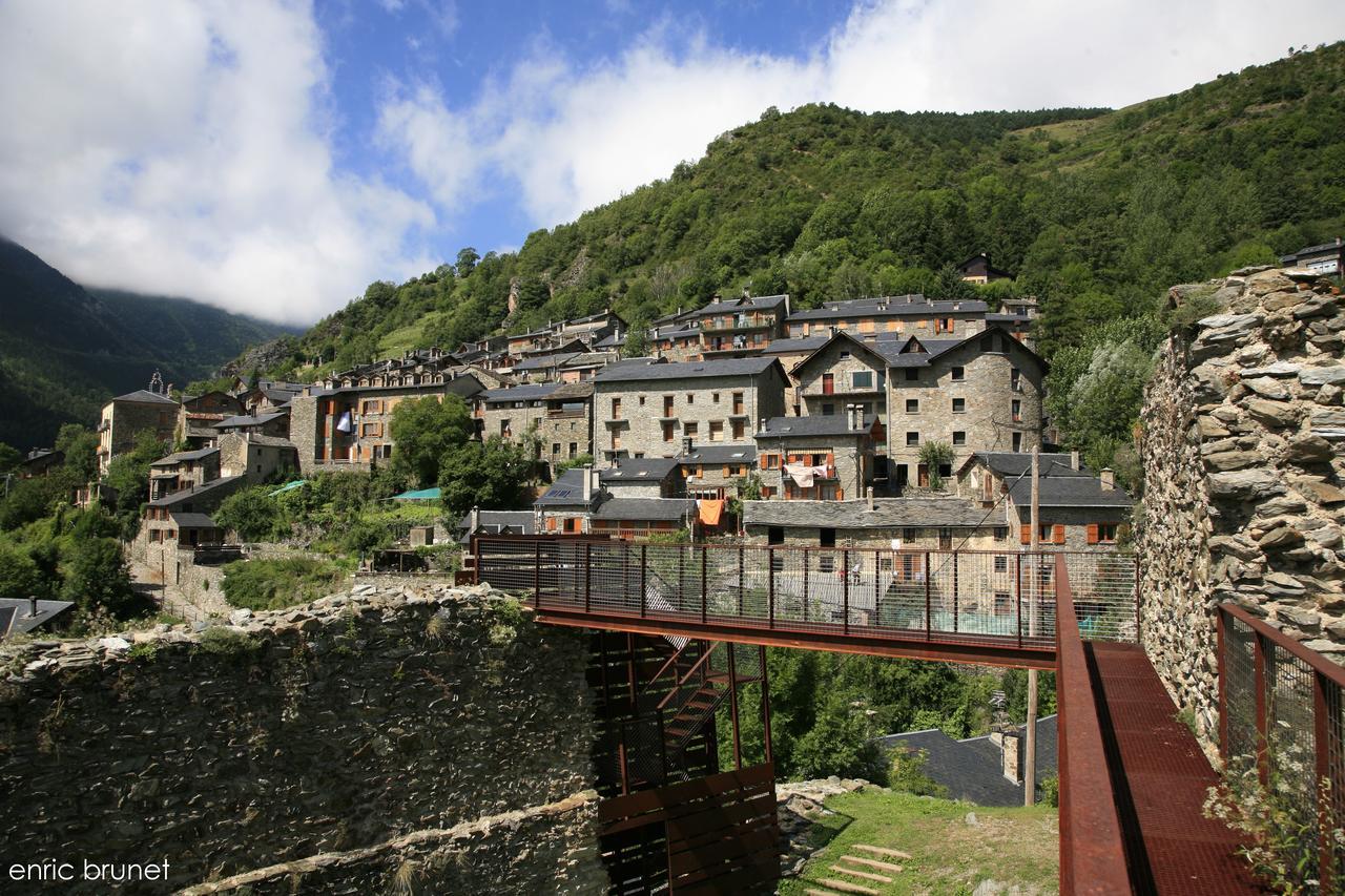 Hotel Rural L'Ortiga Blanca Queralbs Exterior foto